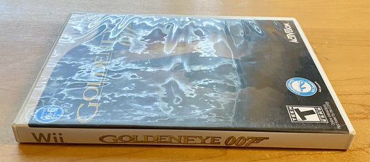 GoldenEye 007 (Nintendo Wii, 2010) CIB W/ Manual, Authentic, Tested & Working