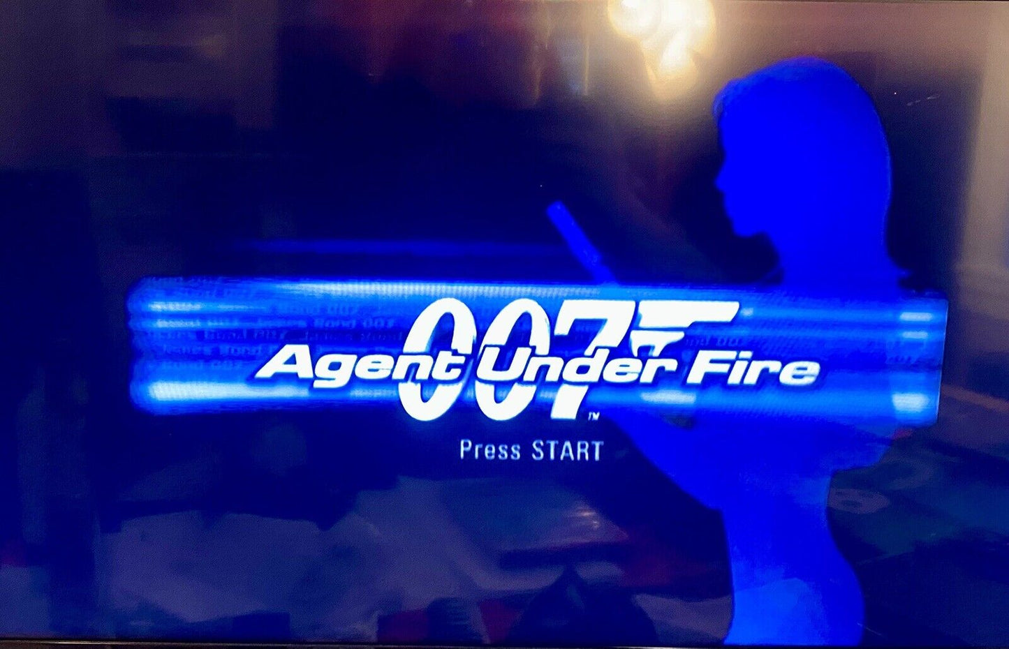 James Bond 007 Agent Under Fire (Microsoft Xbox, 2002) CIB W/ Manual & Reg Card