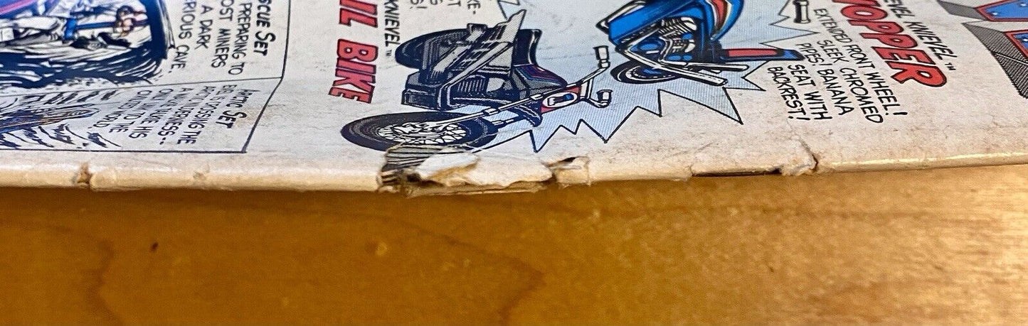 AMAZING SPIDER-MAN Lot/Bundle. Inc #153 & 173, 173 Unknown Signature