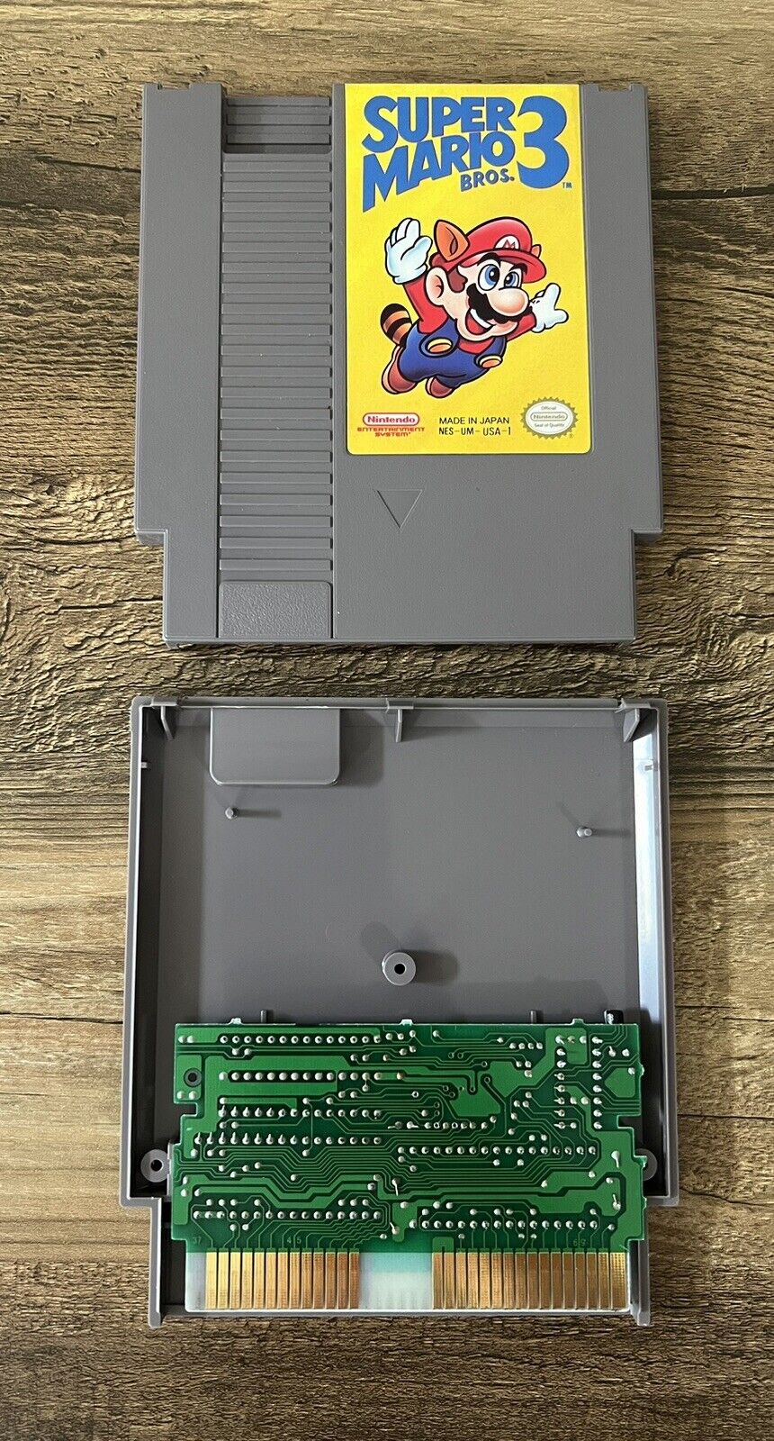 Nintendo NES Super Mario Bros. 3 Complete In Box CIB Tested