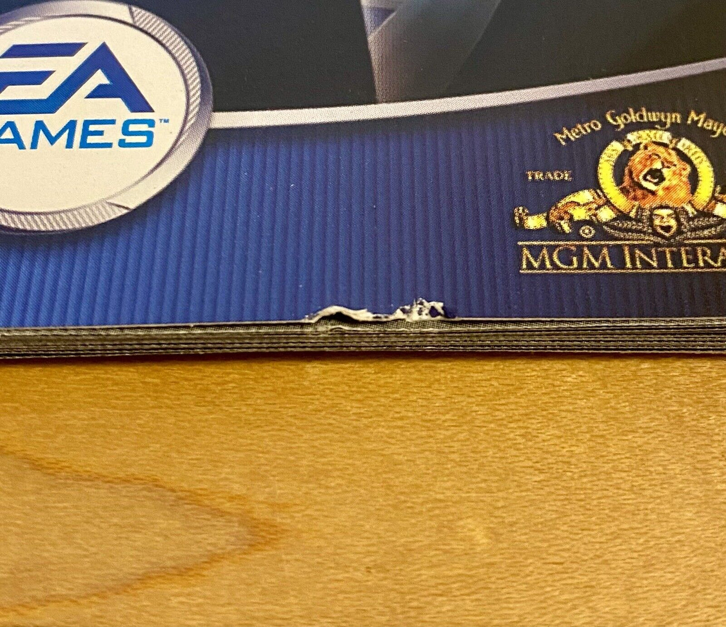 James Bond 007 Agent Under Fire (Microsoft Xbox, 2002) CIB W/ Manual & Reg Card