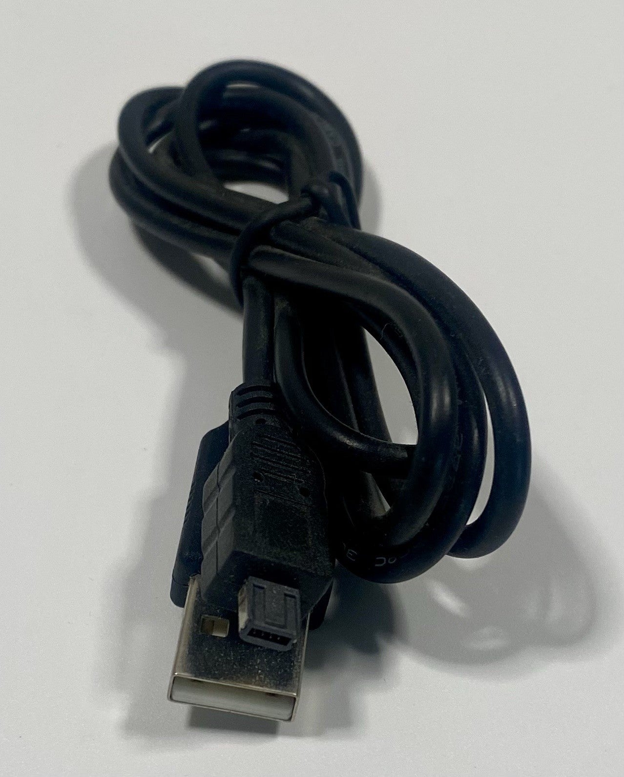 Mad Catz Gamecube Starter Kit Extension Cables, RF Adapter, GBA Link, Read Desc