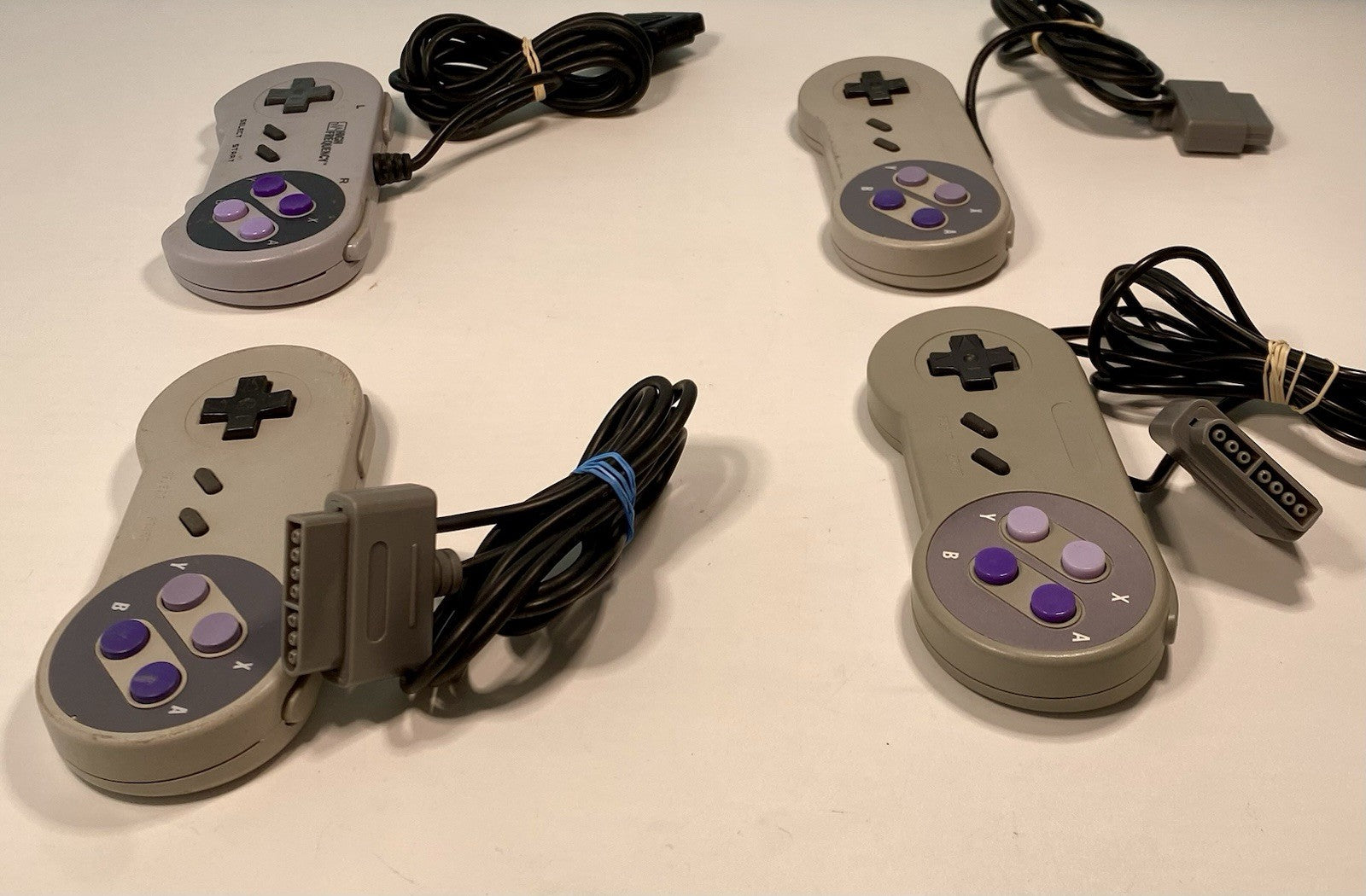4 Super Famicom Nintendo SNES 3rd Party Controllers, Untested