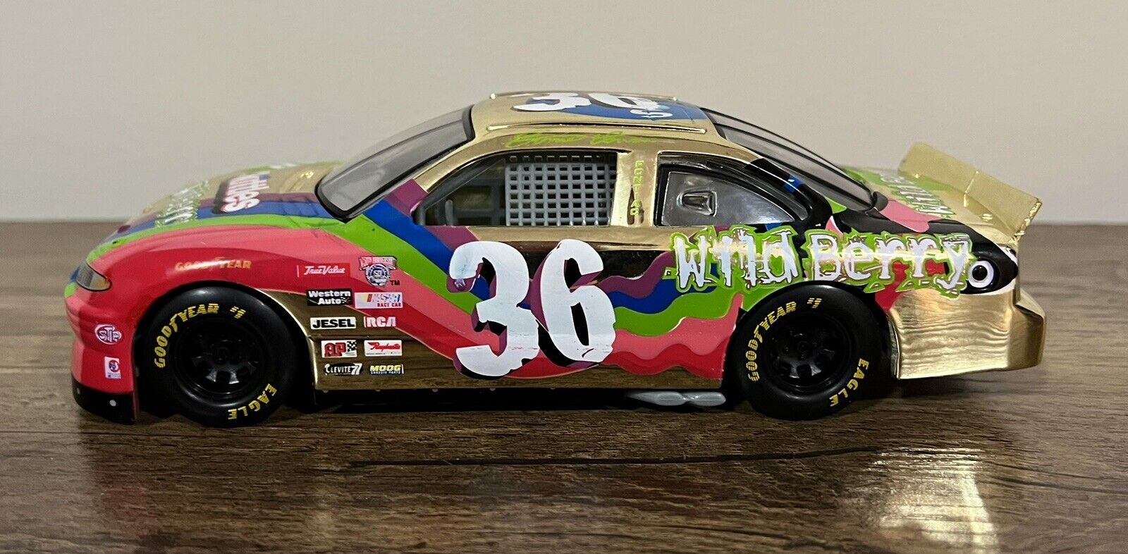 NASCAR Skittles Wild Berry 2 Car Set 1:24 Scale