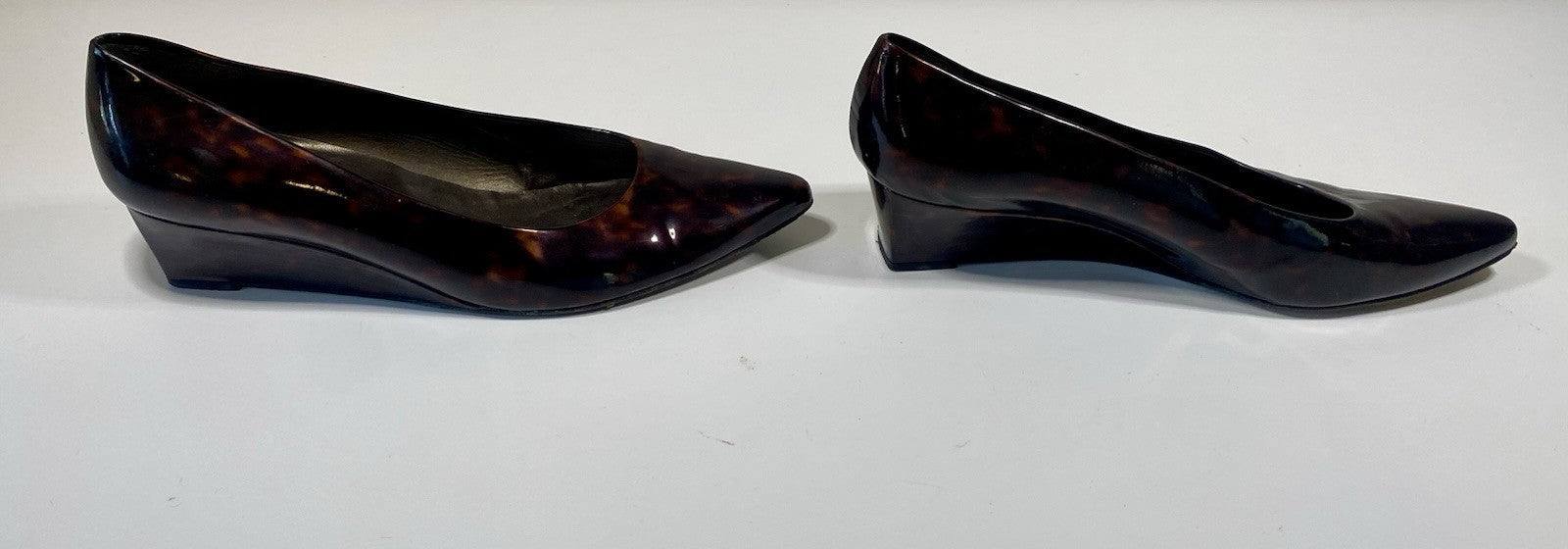 STUART WEITZMAN Women Size 10 M Shoes Brown Almond Toe Leather Sole