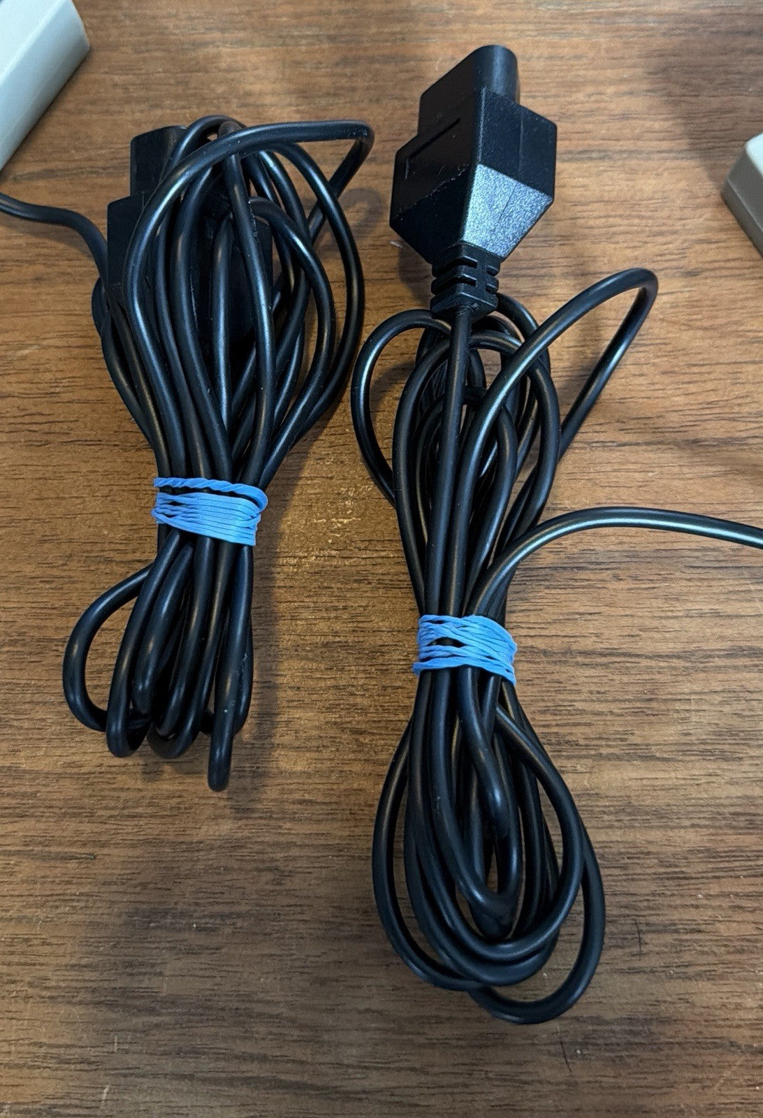 2 Nintendo NES Wired Replacement Controllers 3rd Party TTX Tech Tested & Working