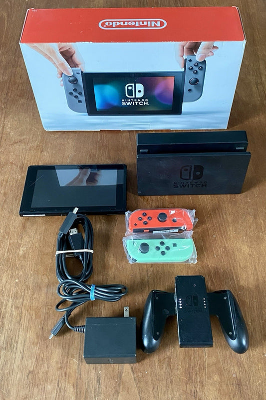 Nintendo Switch HAC-001 Gray Console CIB Complete Tested & Working!