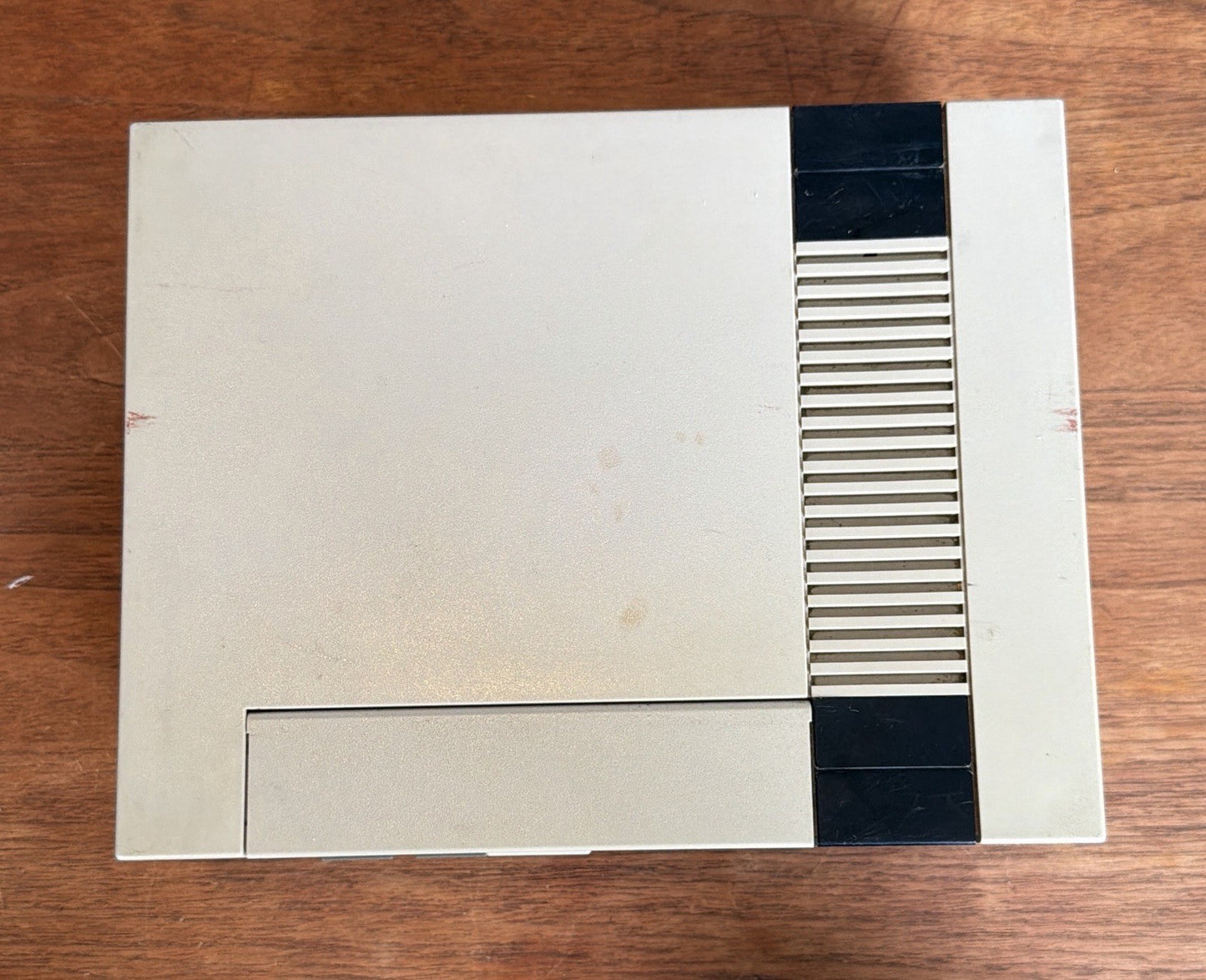 Nintendo NES Console w/ 3 Controllers & All Cords, UNTESTED, Parts & Repair