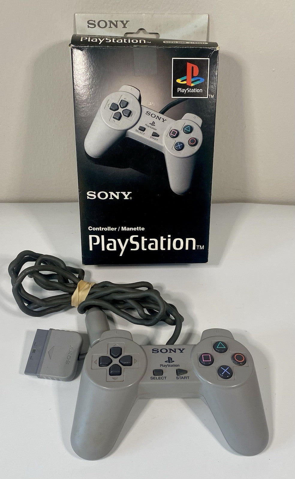 Sony PlayStation 1 PS1 Controller SCPH-1080, In Original Box! Used
