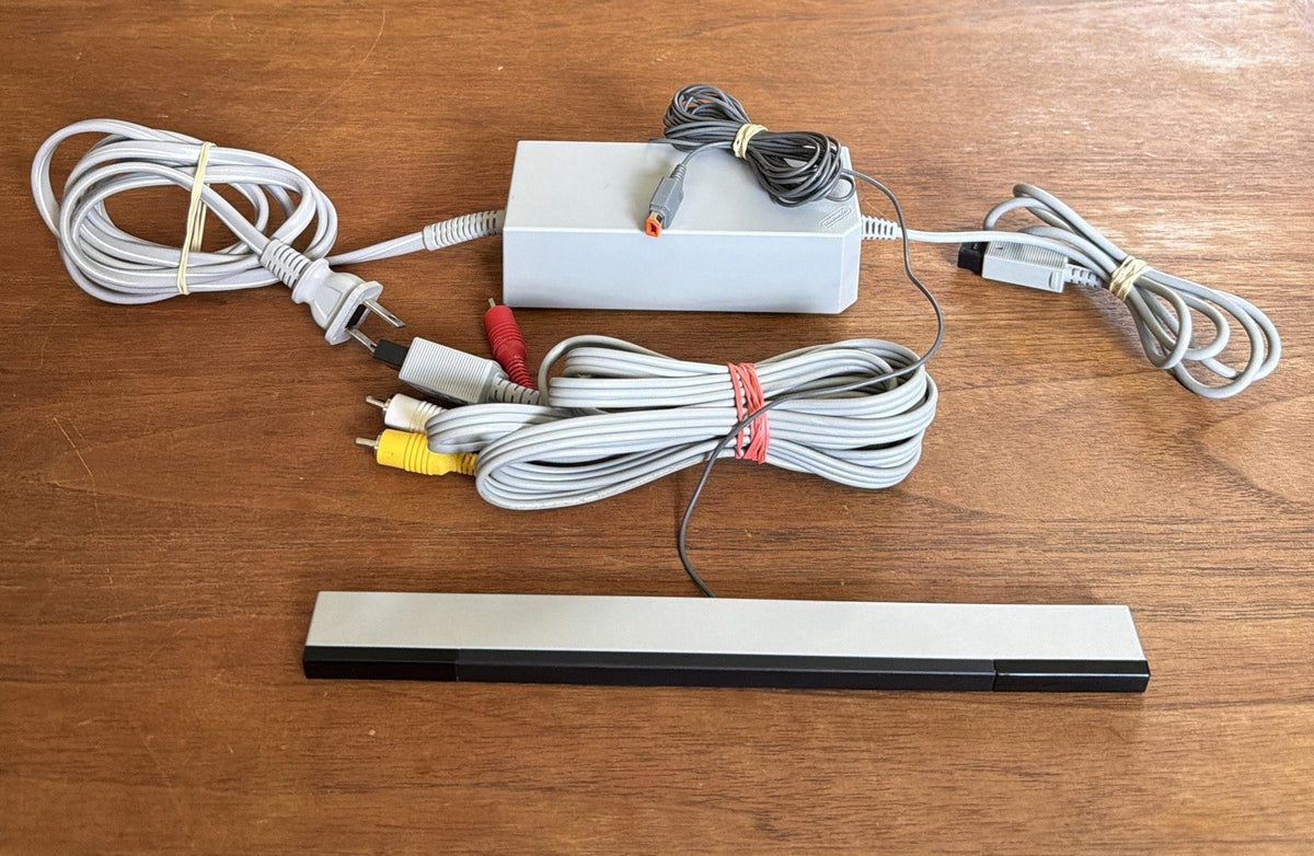 Nintendo Wii Console RVL-001 Complete Tested GC Compatible W/ 12 Download Games