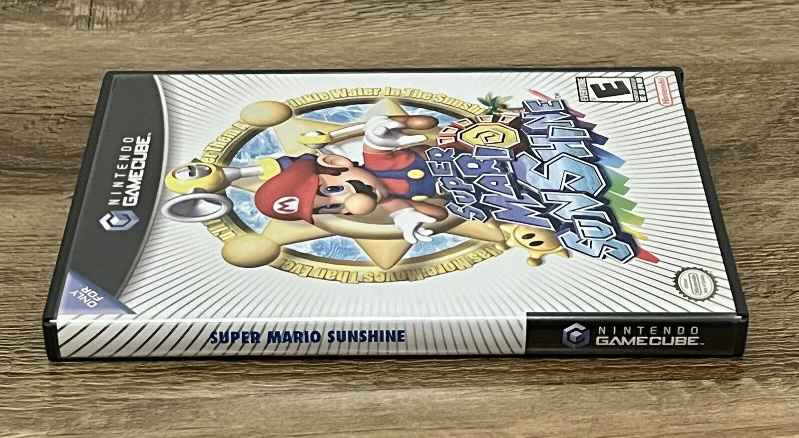 Super Mario Sunshine (Nintendo, 2002) COB W Manual & Special Edition Memory Card