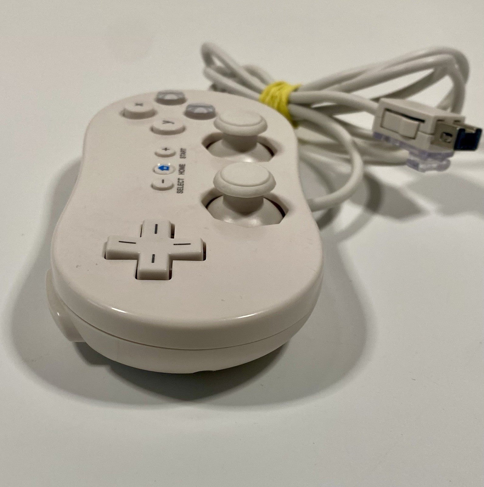 Official Authentic Nintendo Wii Classic Controller White OEM - Tested & Working!