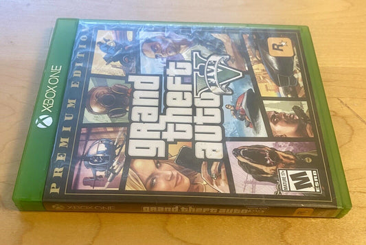 Grand Theft Auto V Premium Edition (Xbox One, 2014) COB W/ Map & Manual