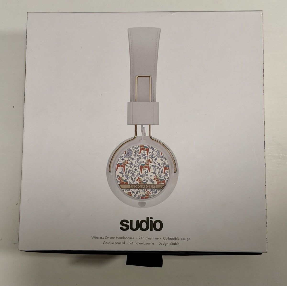 Audio Wireless Headphones Regent 2 Dala Horse Design. Used Lightly