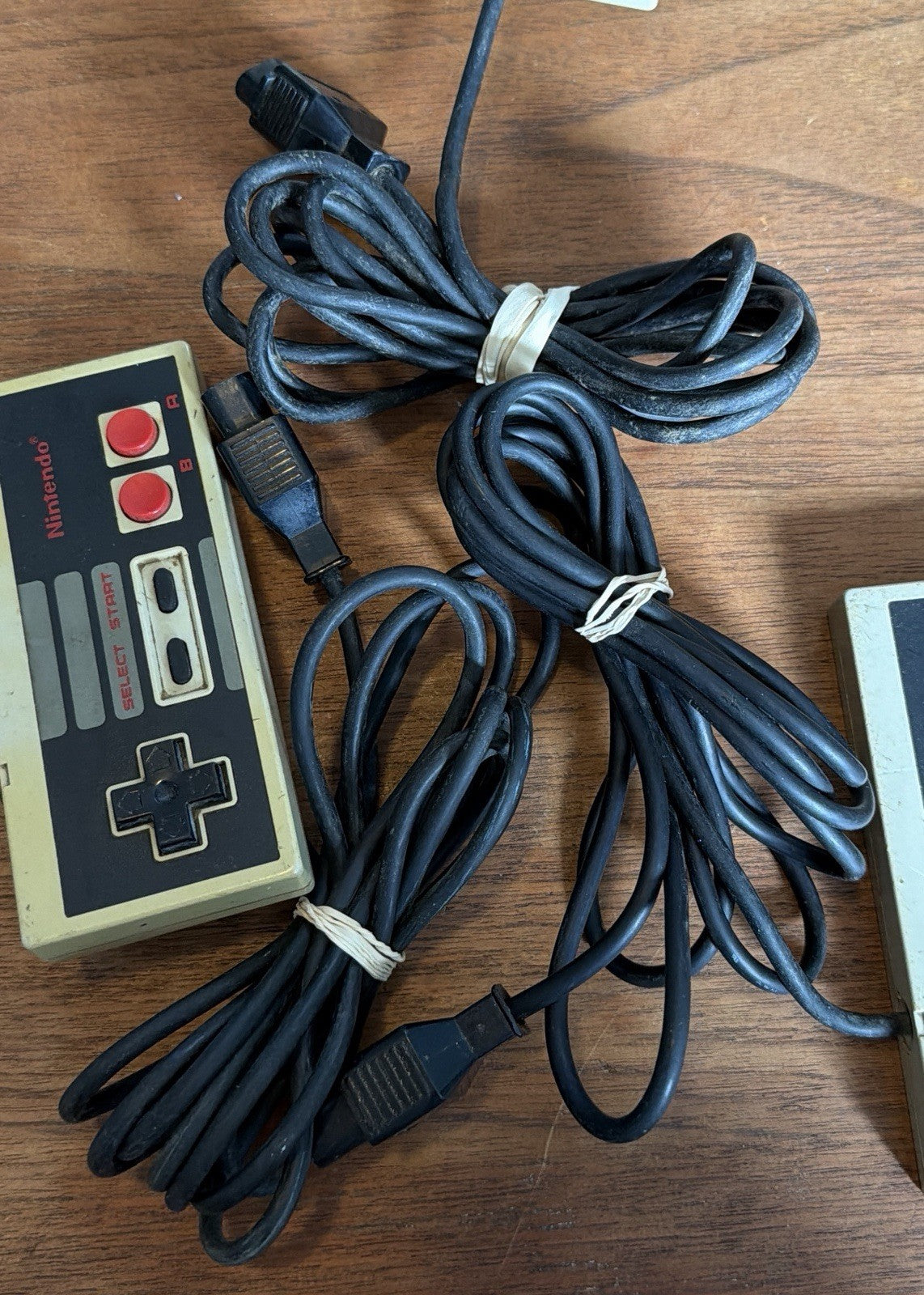 Nintendo NES Console w/ 3 Controllers & All Cords, UNTESTED, Parts & Repair
