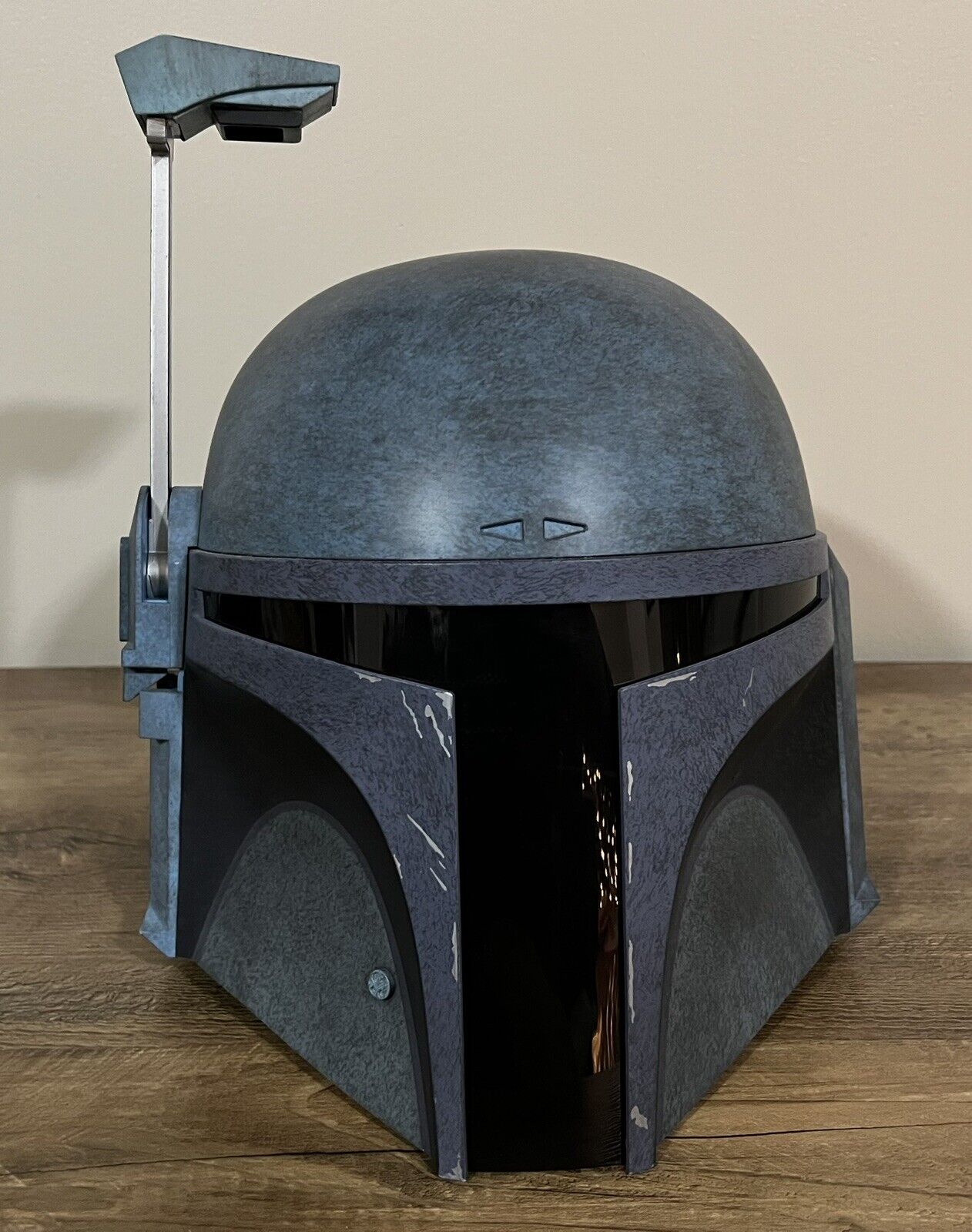 Hasbro Star Wars Black Series Mandalorian Death Watch Helmet (read Description)