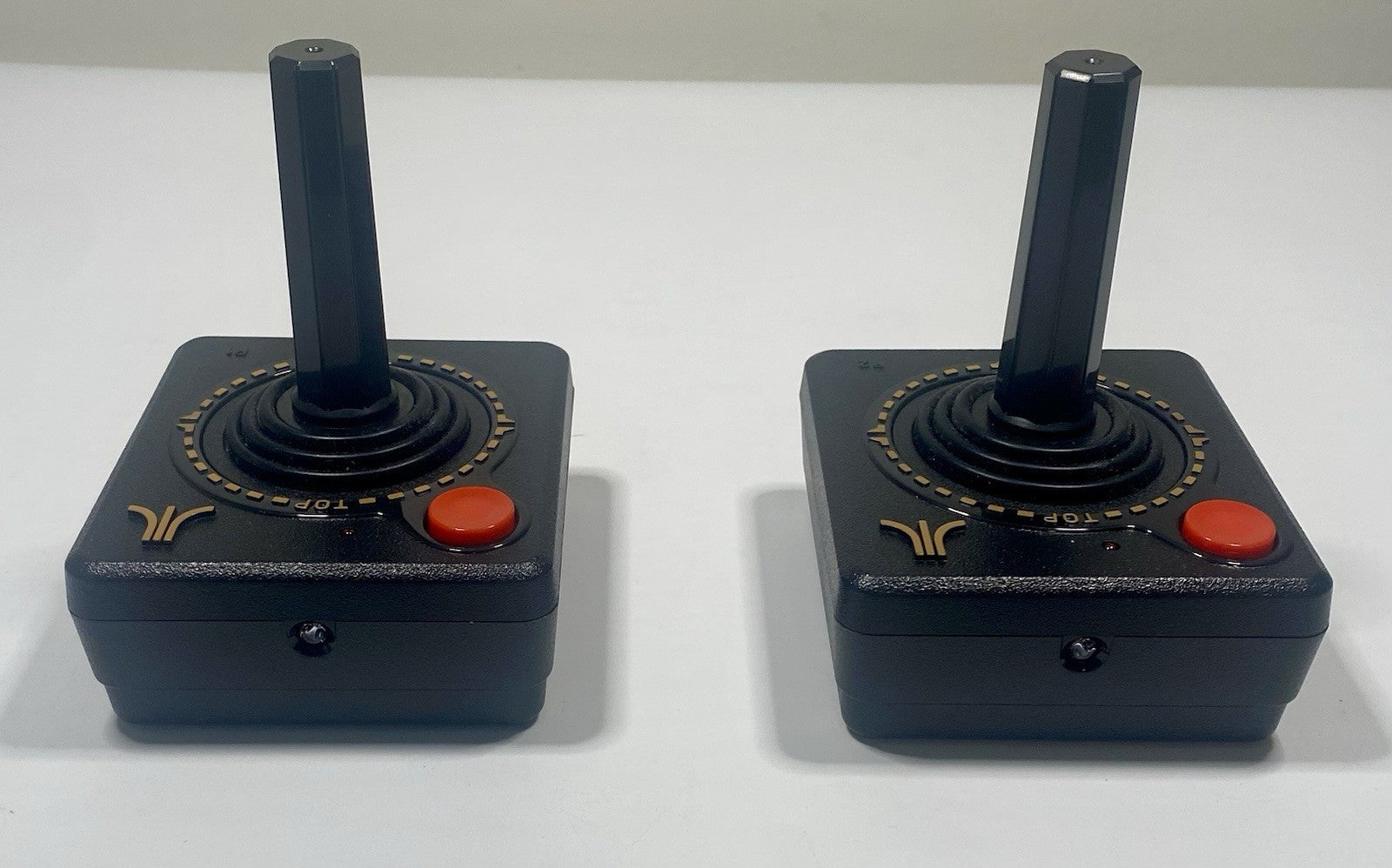 Atari Flashback 6 Classic Game System w/ 100 Built-in Games Read Description