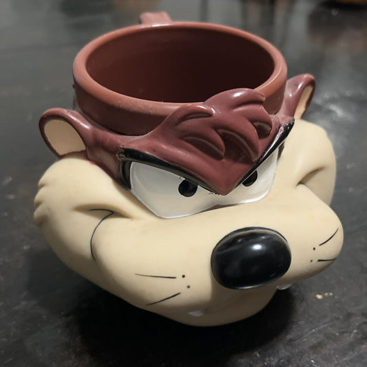 Vintage 1992 Tazmanian Devil Taz Plastic 3D Cup Mug