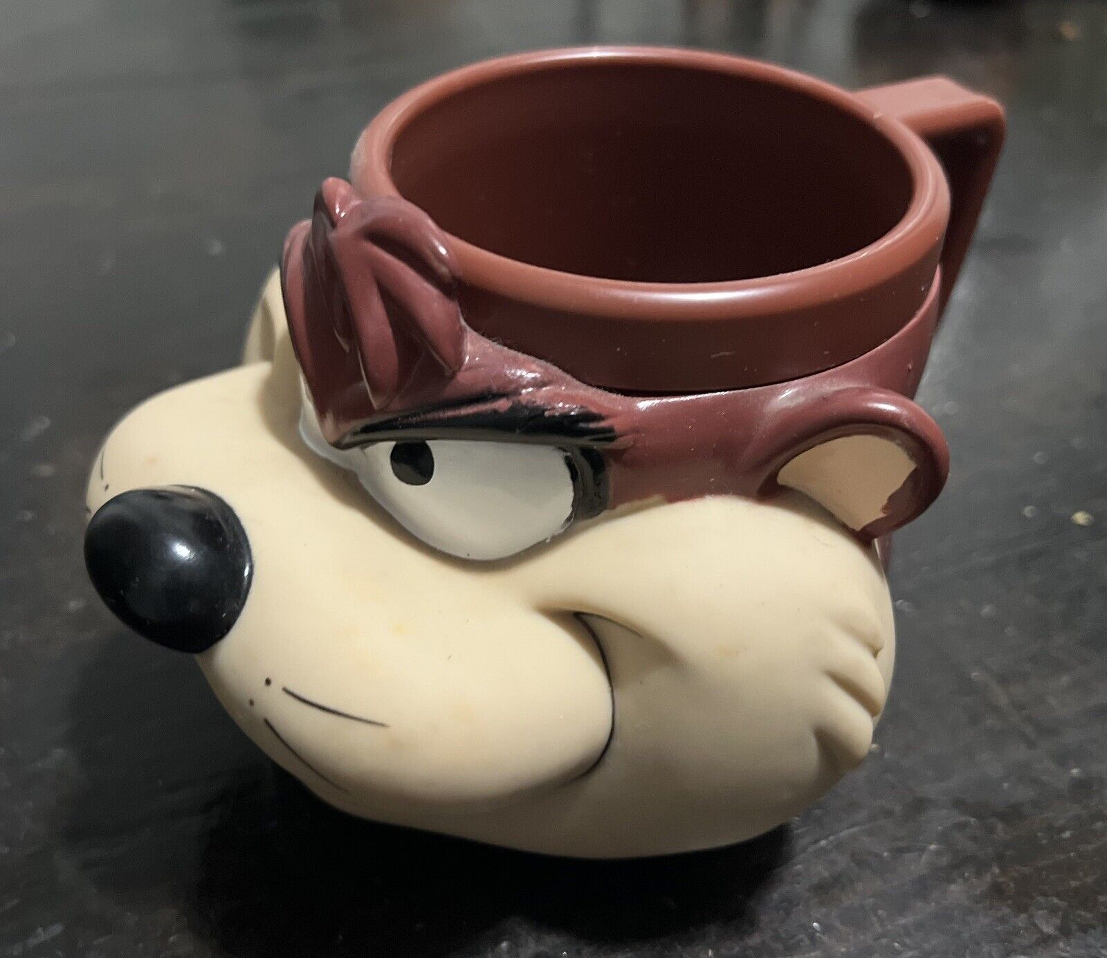 Vintage 1992 Tazmanian Devil Taz Plastic 3D Cup Mug