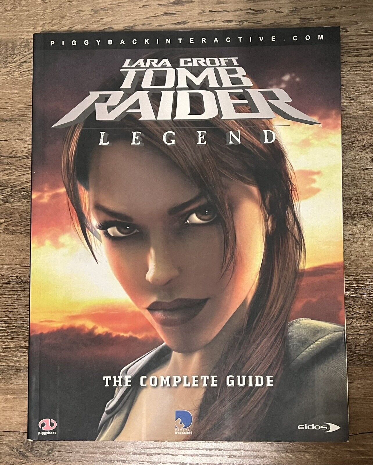 Tomb Raider: Legend Official Strategy Guide Piggyback PS2 Xbox Game Cube