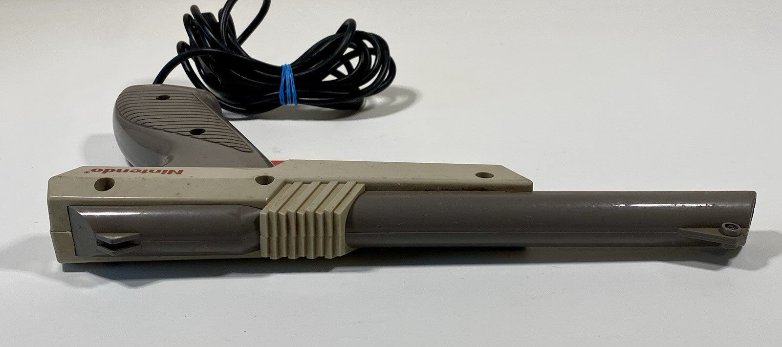 Original Vintage 1985 Nintendo NES Zapper (NES-005 OEM Grey)