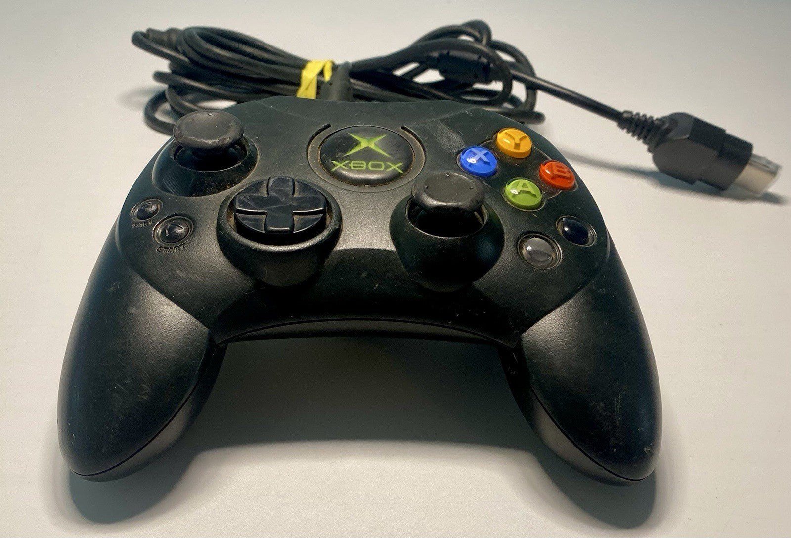 Microsoft Original Xbox Console W/ Controller & Cords For Parts Or Repair Read