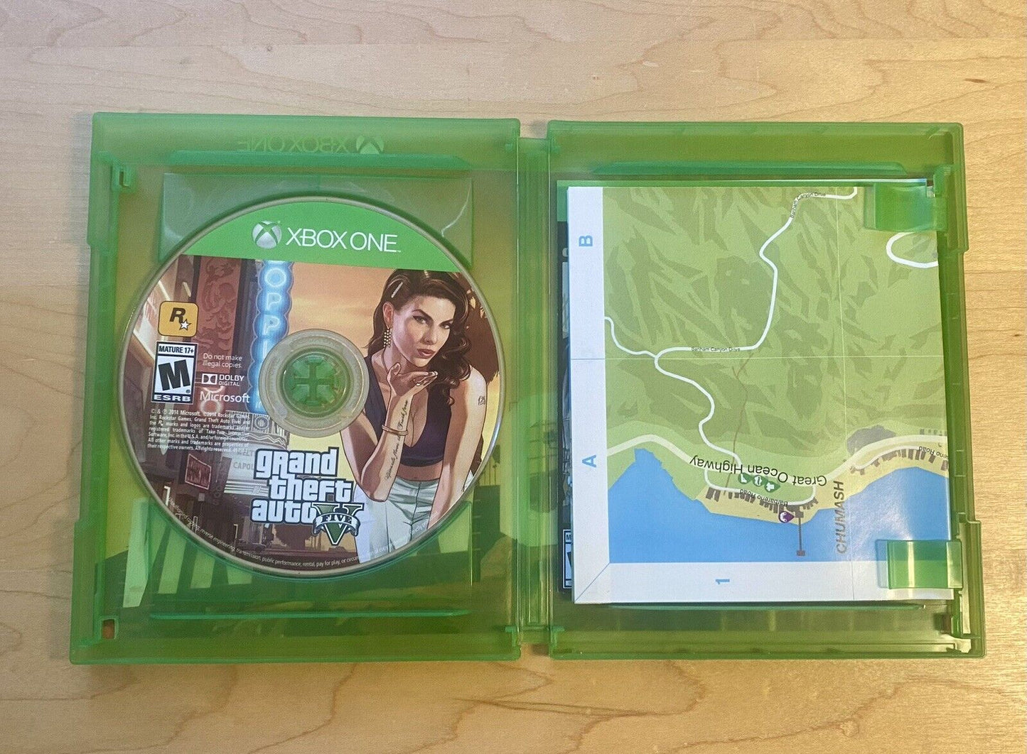 Grand Theft Auto V Premium Edition (Xbox One, 2014) COB W/ Map & Manual