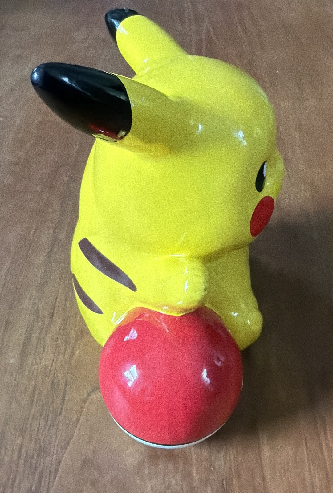 Pokemon Pikachu with Poke Ball Nintendo 2015 Ceramic Coin Money Piggy Bank 9”