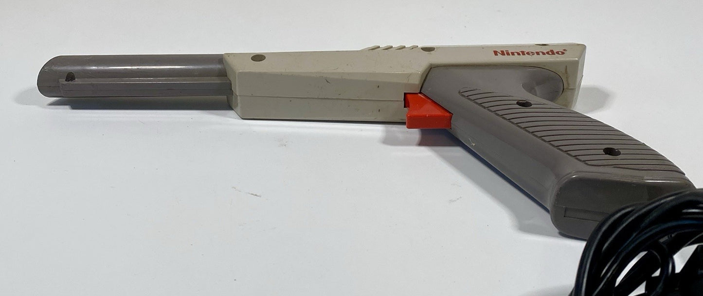 Original Vintage 1985 Nintendo NES Zapper (NES-005 OEM Grey)