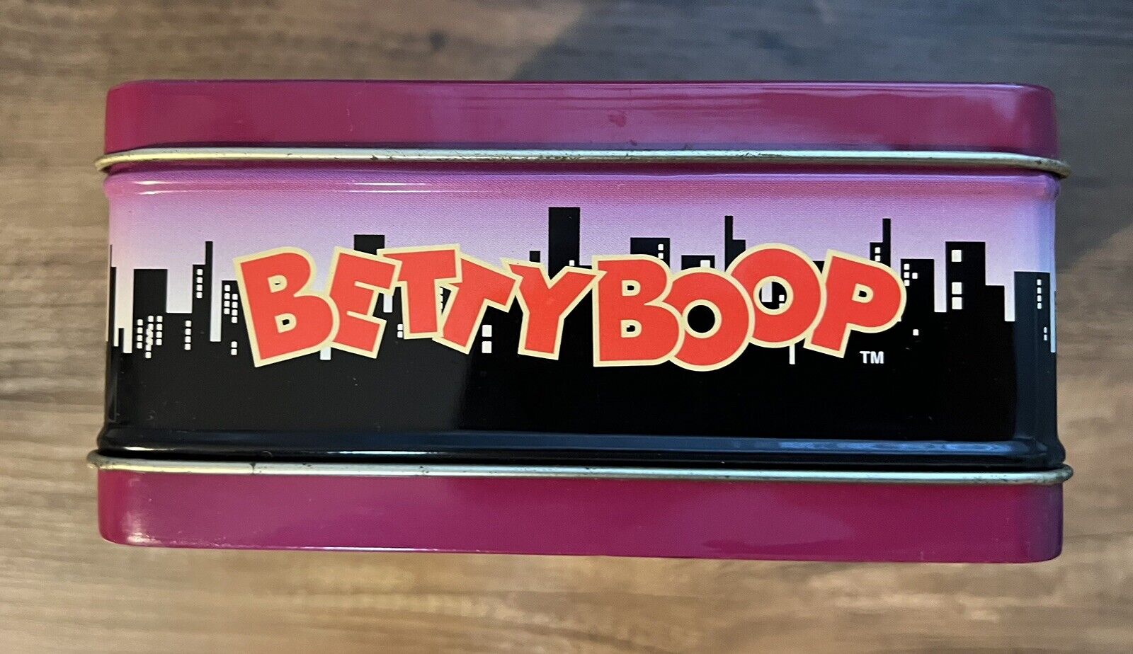 Vintage 1999 Betty Boop Metal Tin Lunch Box By King Features Syndicate, Inc.