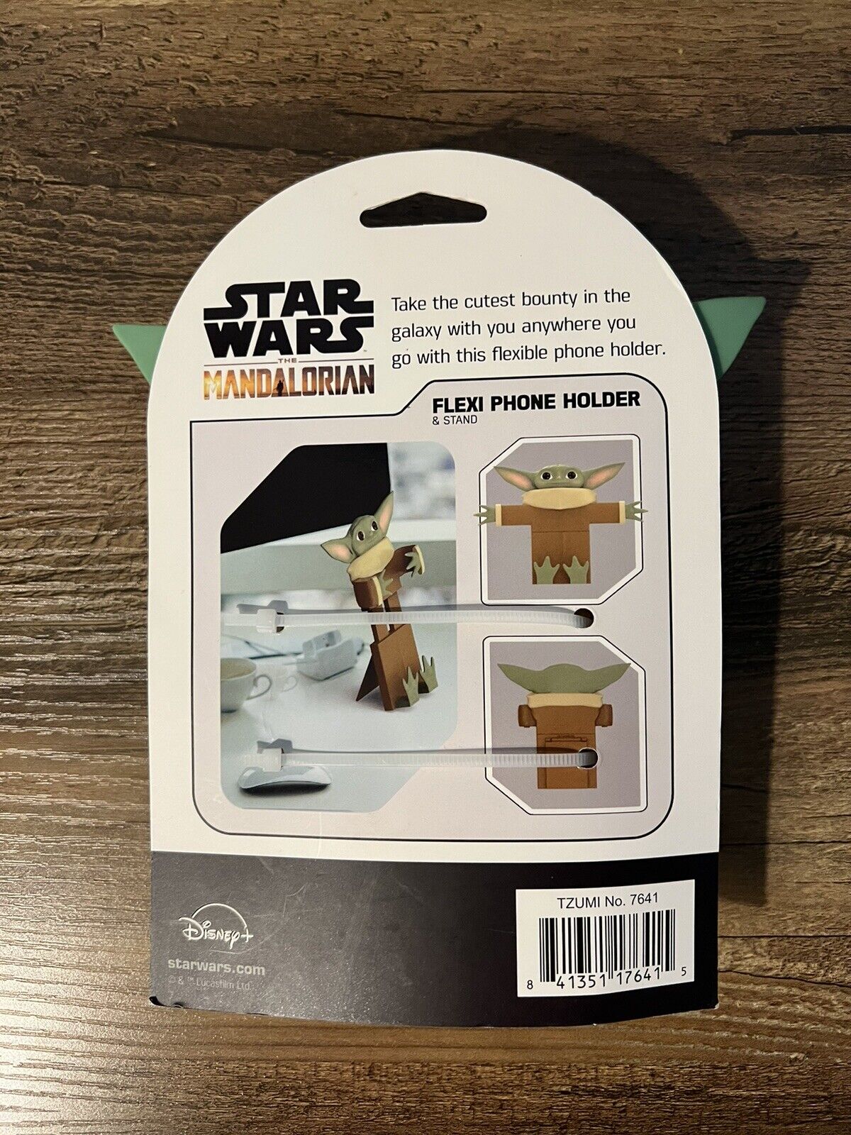 NEW sooo CUTE Baby Yoda Phone Holder & Stand