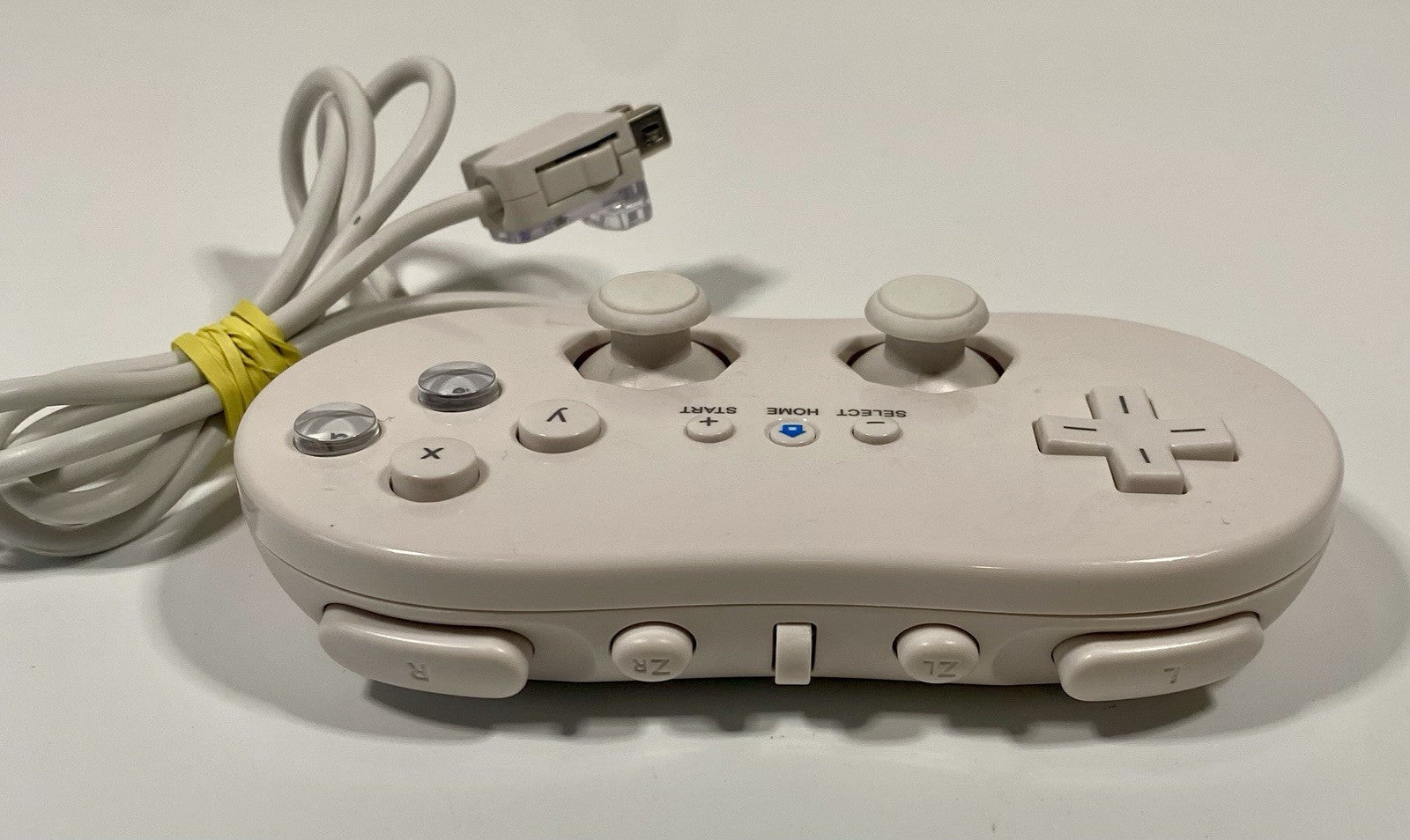 Official Authentic Nintendo Wii Classic Controller White OEM - Tested & Working!