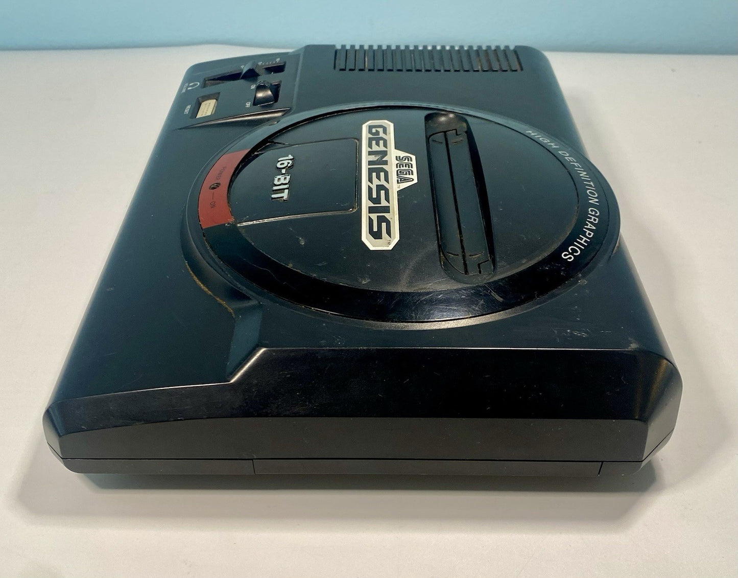 Sega Genesis Console Model 1 HD Graphics 1601 High Definition W/ Cords, Tested