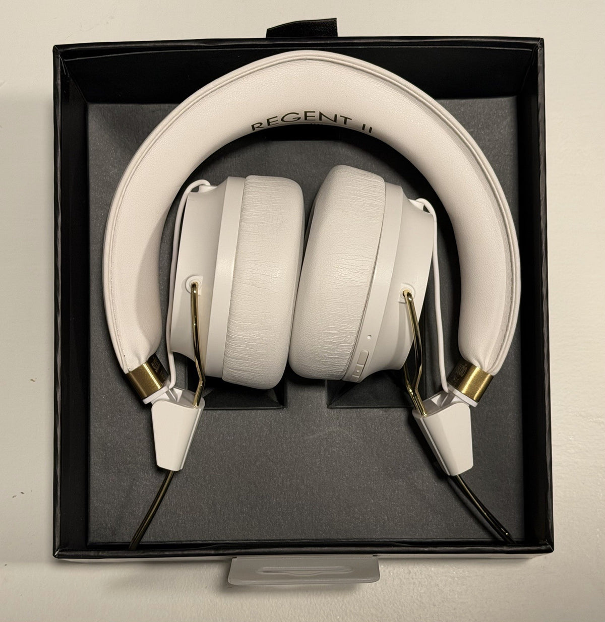Audio Wireless Headphones Regent 2 Dala Horse Design. Used Lightly