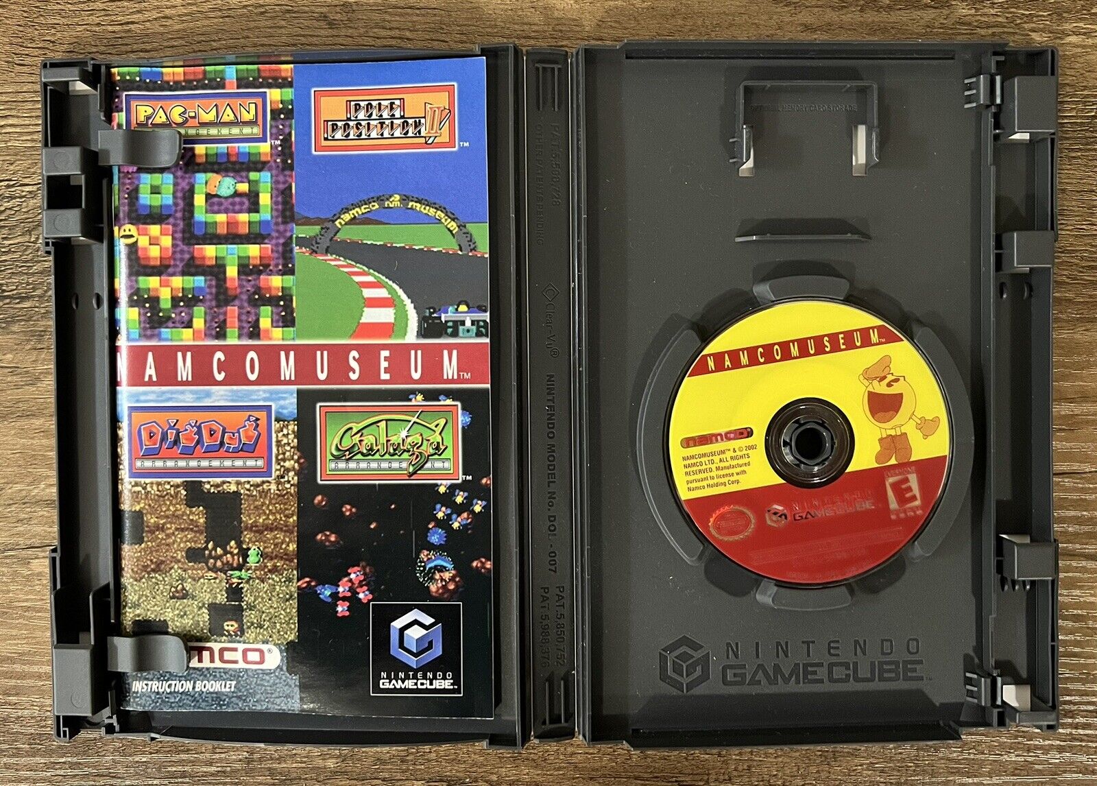 Namco Museum (Nintendo GameCube, 2002) CIB w/ Registration Card & Manual!