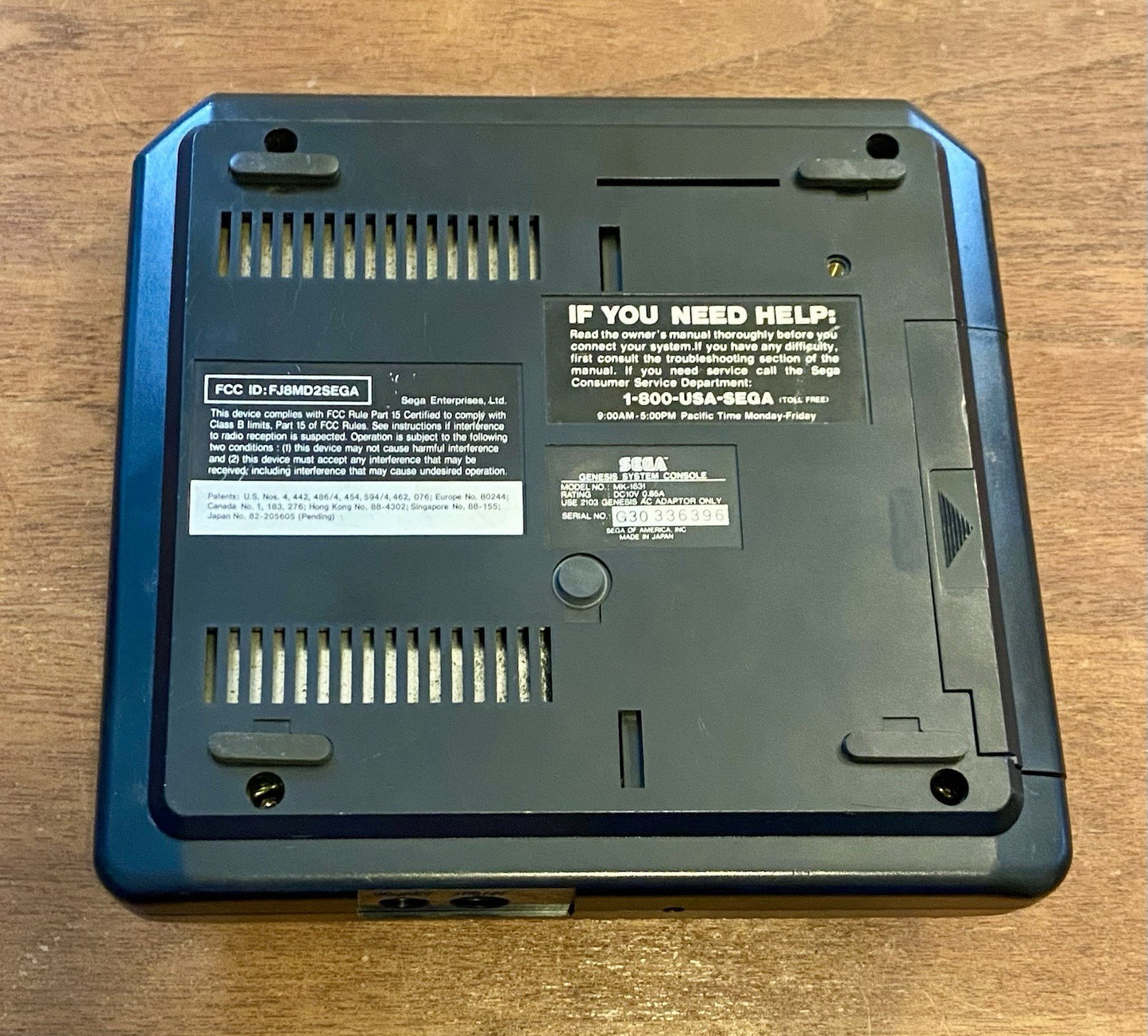 Sega Genesis Model 2 Console Bundle W/Controller And Cords. MK-1631 Tested