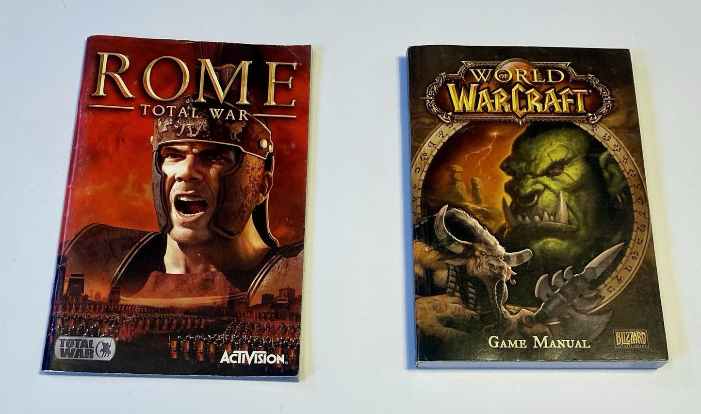 Bundle of Hardcover Halo Graphic Novel & World Of Warcraft/Rome Total War Manual